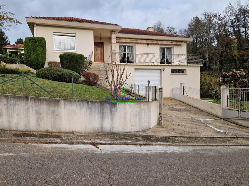 Maison traditionnelle - 129 m² - 6 pièces