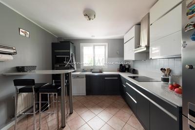 Maison - 154 m² - 7 pièces