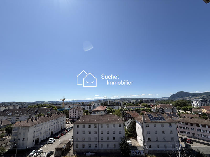 Appartement - 80 m² - 4 pièces