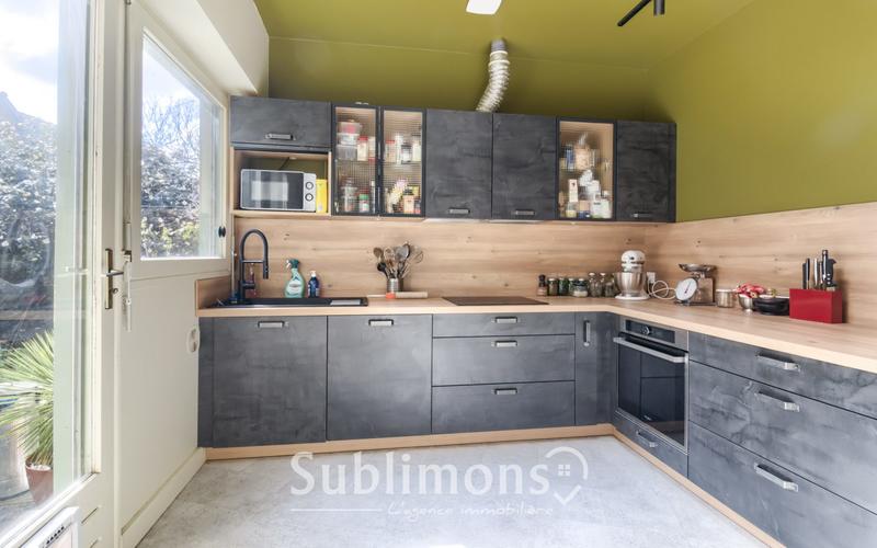 Maison ancienne - 185 m² - 9 pièces