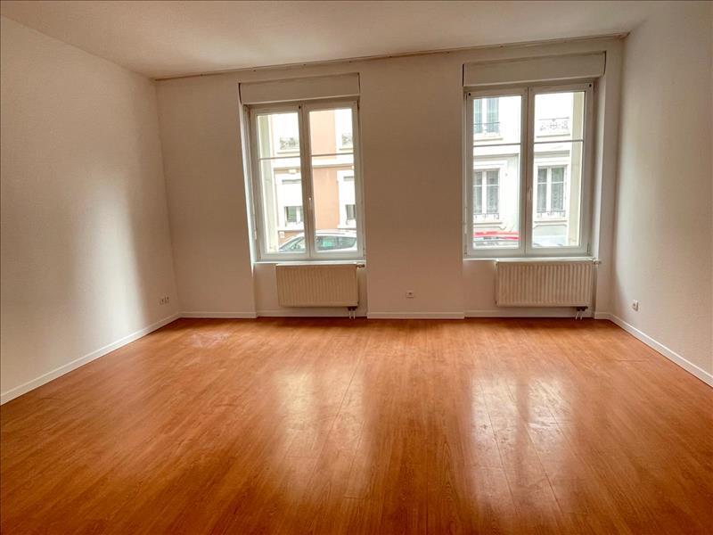 Appartement - 75 m² - 3 pièces