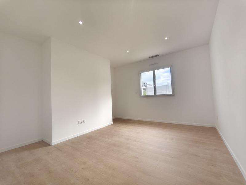 Maison - 111 m² - 5 pièces