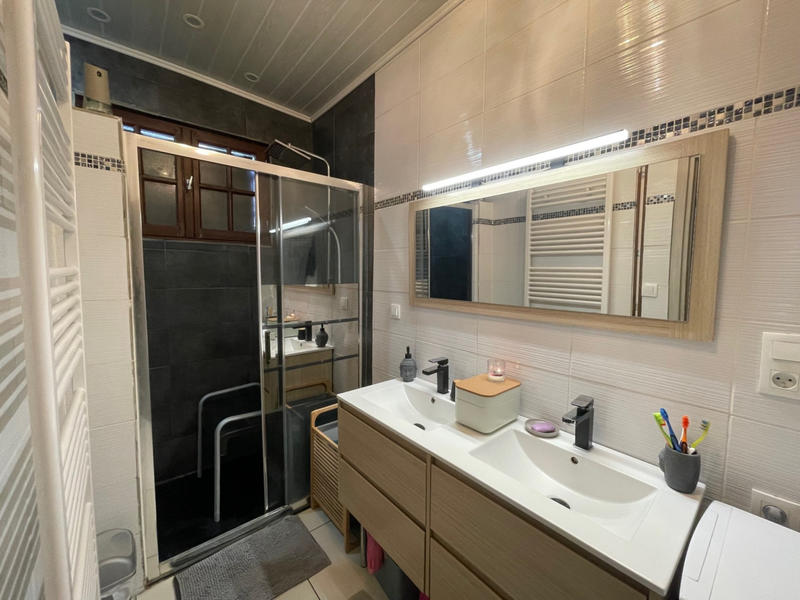 Maison - 110 m² - 6 pièces