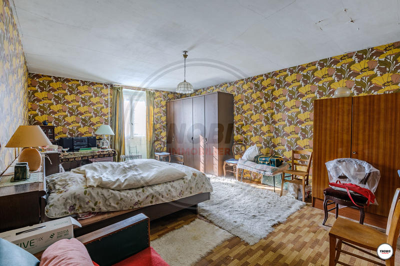 Maison - 300 m² - 10 pièces