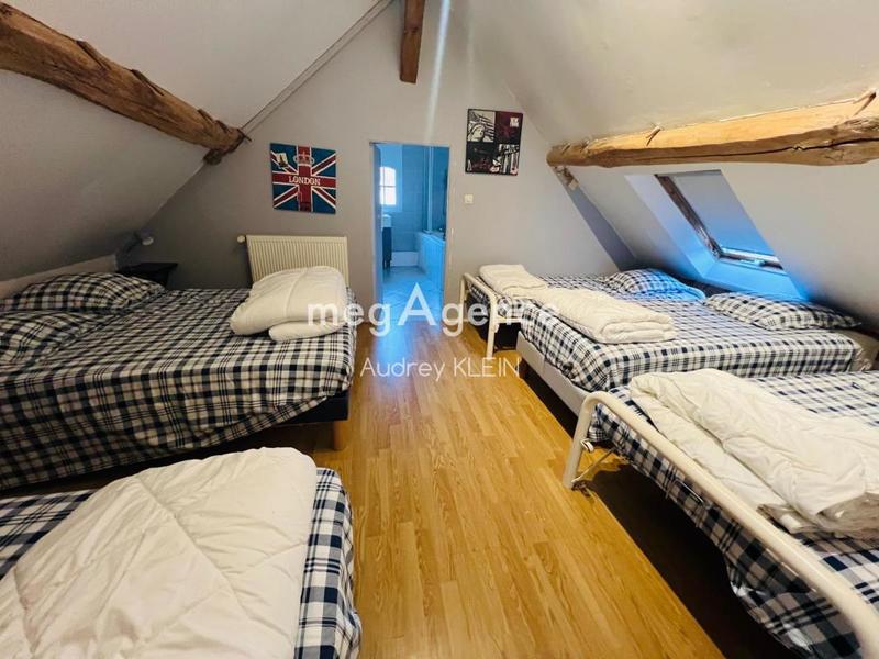 Longère - 211 m² - 6 pièces