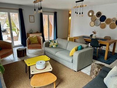 Maison - 152 m² - 7 pièces