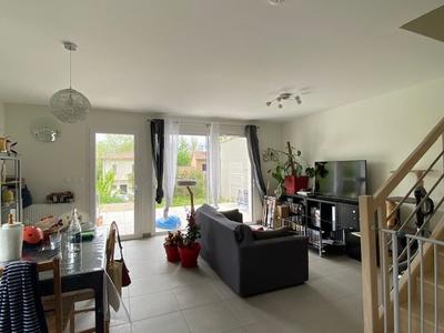 Maison - 79 m² - 4 pièces