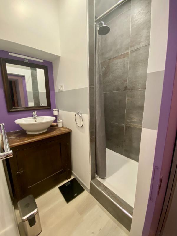 Maison - 250 m² - 6 pièces