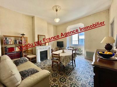 Appartement bourgeois - 80 m² - 4 pièces