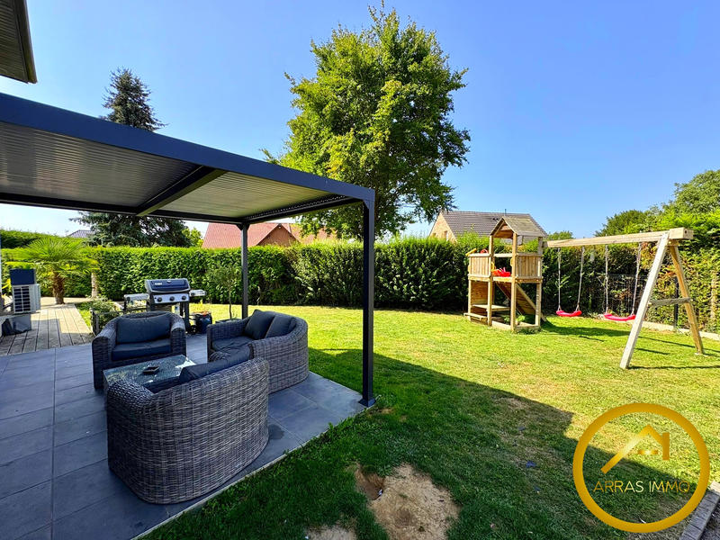 Maison - 112 m² - 7 pièces