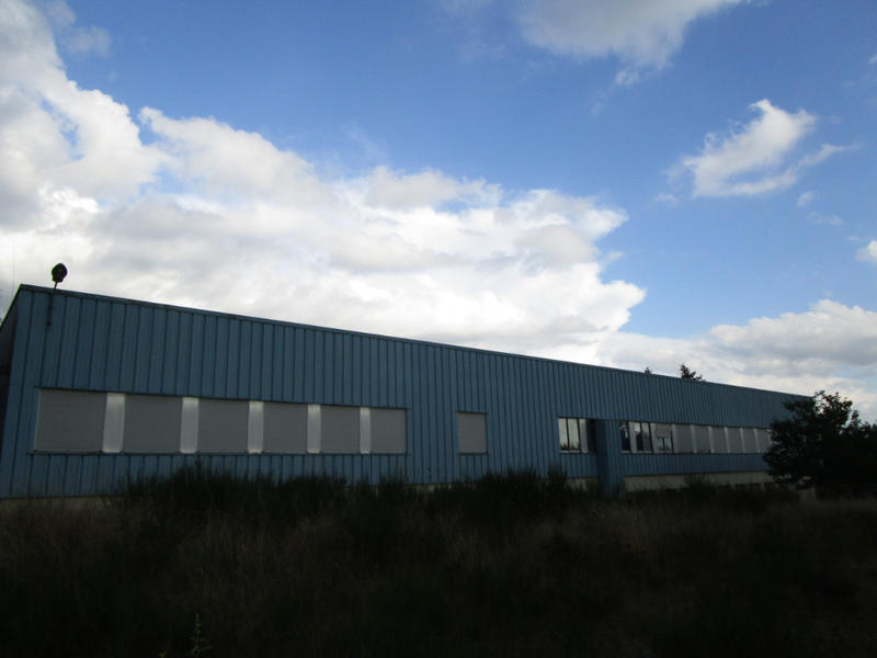 Local d'activité / Entrepôt - 1 200 m² - 2 pièces