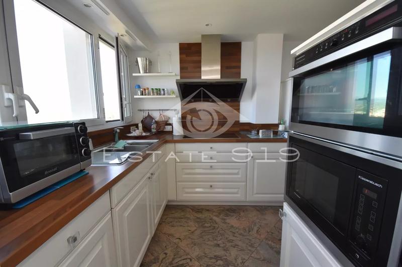 Appartement - 83 m² - 3 pièces