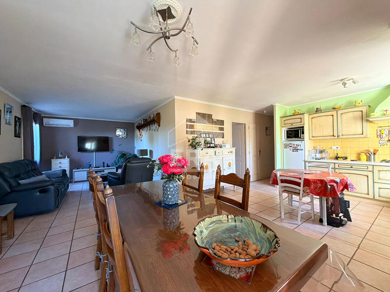 Maison - 84 m² - 5 pièces