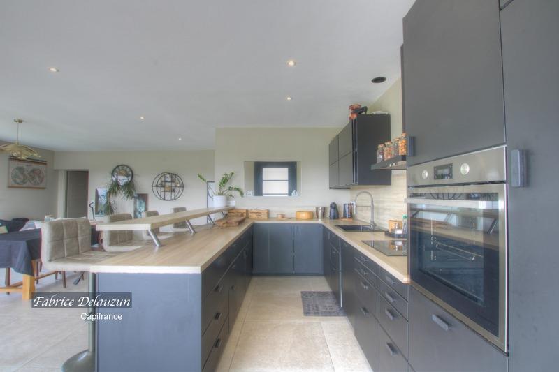 Maison - 141 m² - 4 pièces