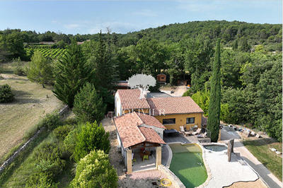 Propriété - 170 m² - 5 pièces