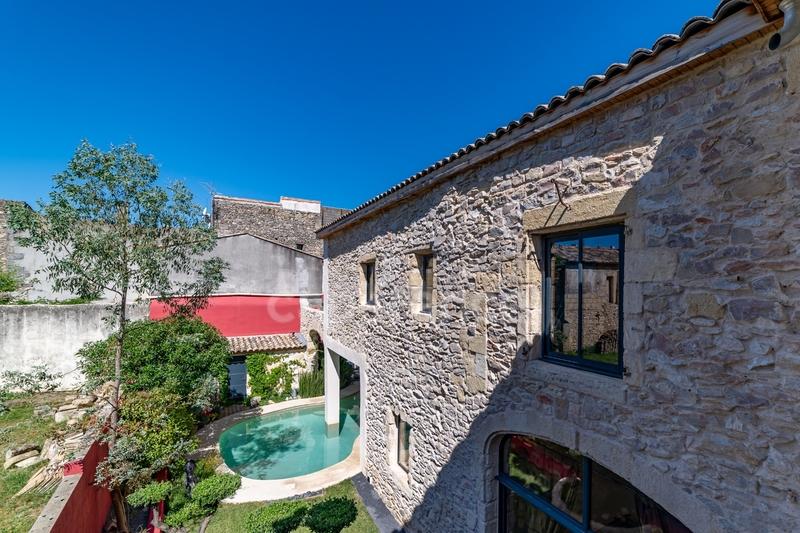 Maison - 450 m² - 11 pièces