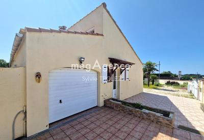 Maison - 93 m² - 4 pièces