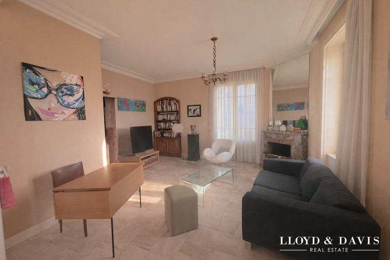 Maison ancienne - 175 m² - 10 pièces