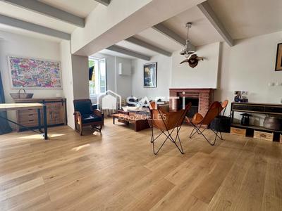 Maison - 90 m² - 4 pièces