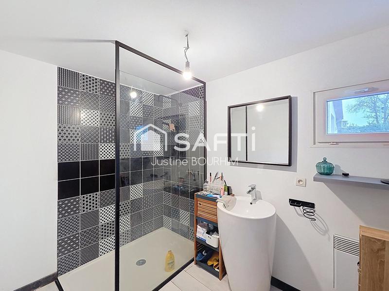 Maison - 89 m² - 5 pièces