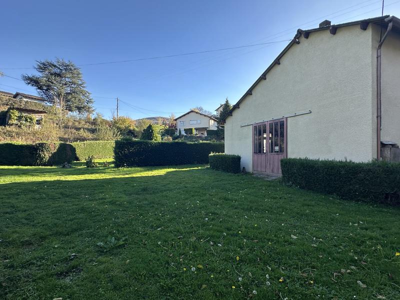Maison - 225 m² - 2 pièces