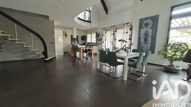 Maison de maîtres - 185 m² - 7 pièces