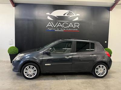 Renault Clio III 5 Portes 1.5 dCi 105 cv Initiale / Toit Ouvrant