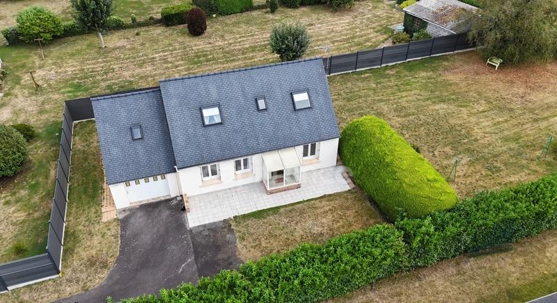 Maison - 100 m² - 5 pièces