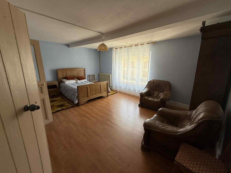 Maison - 142 m² - 5 pièces