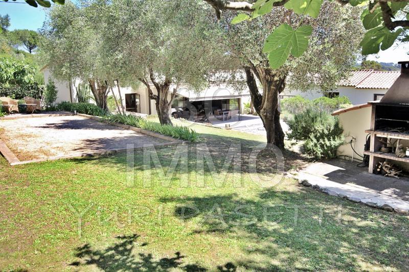 Villa - 260 m² - 6 pièces