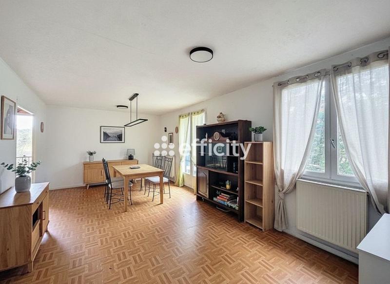 Pavillon - 98 m² - 5 pièces