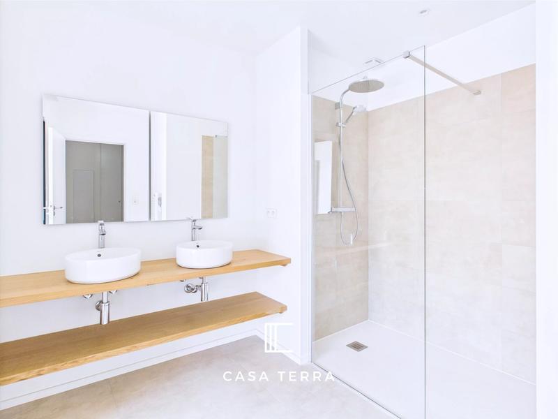 Appartement - 117 m² - 4 pièces