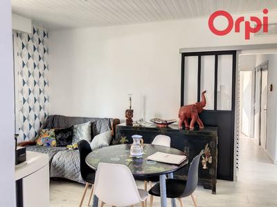 Maison - 89 m² - 5 pièces