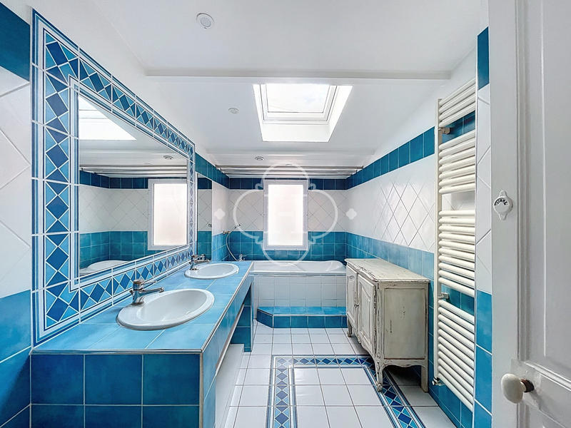 Maison ancienne - 153 m² - 6 pièces