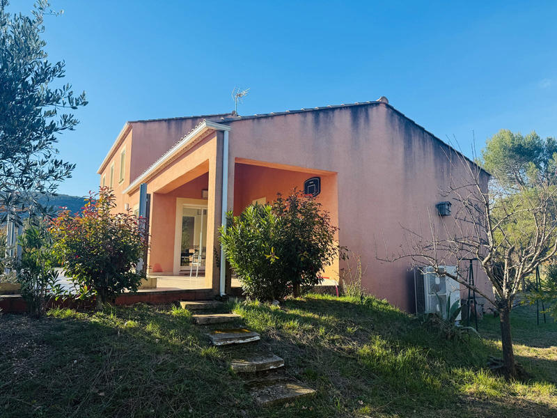 Maison contemporaine - 202 m² - 7 pièces