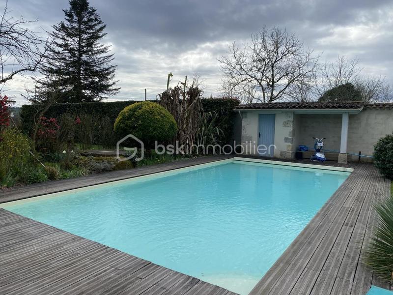 Maison en pierre - 225 m² - 8 pièces