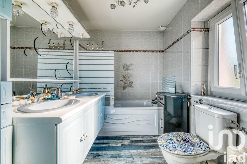 Maison - 125 m² - 6 pièces