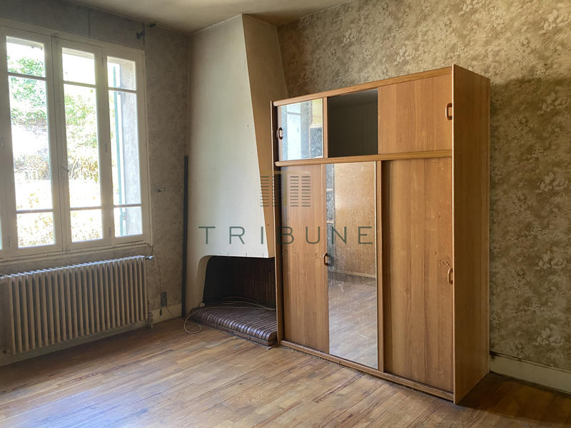Maison - 253 m² - 8 pièces