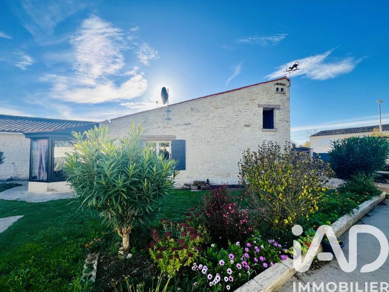 Maison - 200 m² - 9 pièces