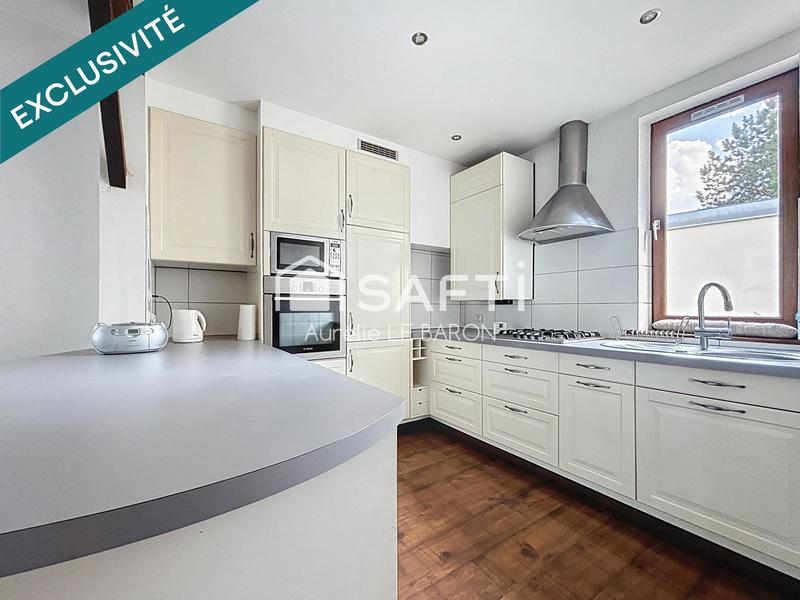 Appartement - 98 m² - 4 pièces