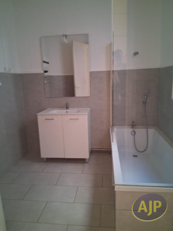 Immeuble - 7 pièces