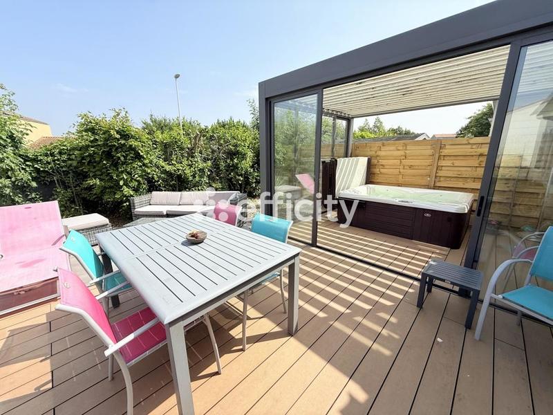 Maison - 91 m² - 4 pièces