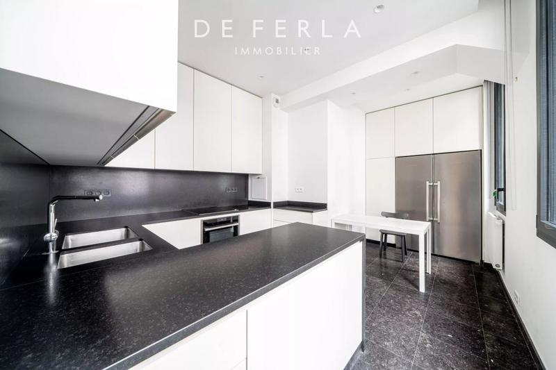 Appartement - 94 m² - 2 pièces