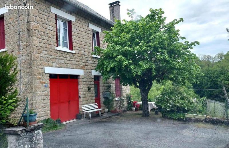 Maison - 160 m² - 8 pièces
