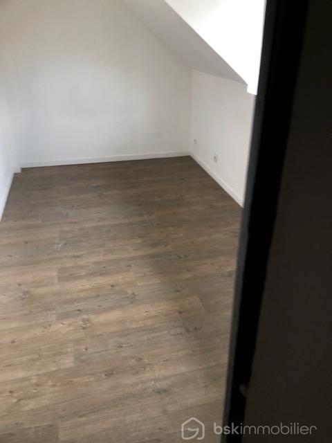 Maison - 255 m² - 3 pièces