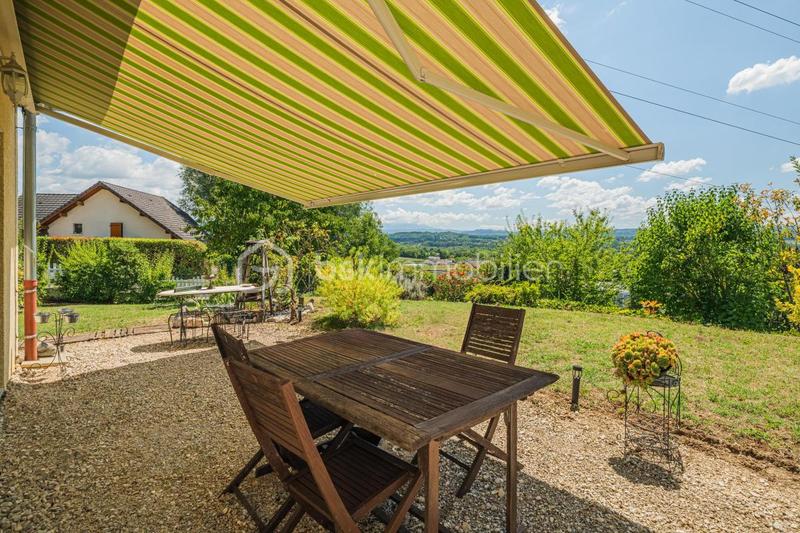 Maison - 139 m² - 6 pièces