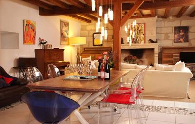 Maison - 250 m² - 9 pièces