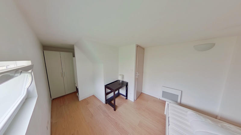 Chambre - 134 m² - 7 pièces