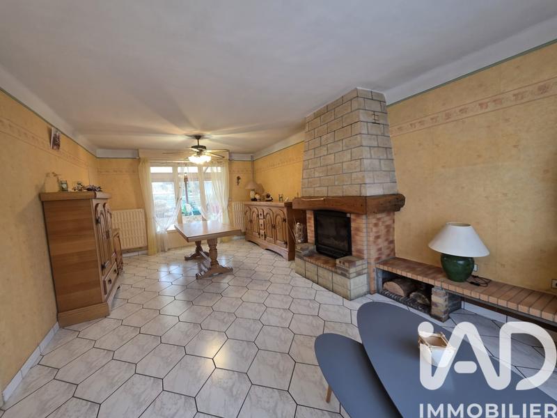 Maison - 90 m² - 5 pièces