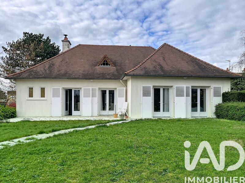Maison - 108 m² - 5 pièces